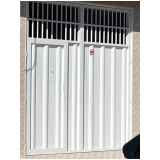 fabricante de portão de alumínio branco com vidro Aerolandia